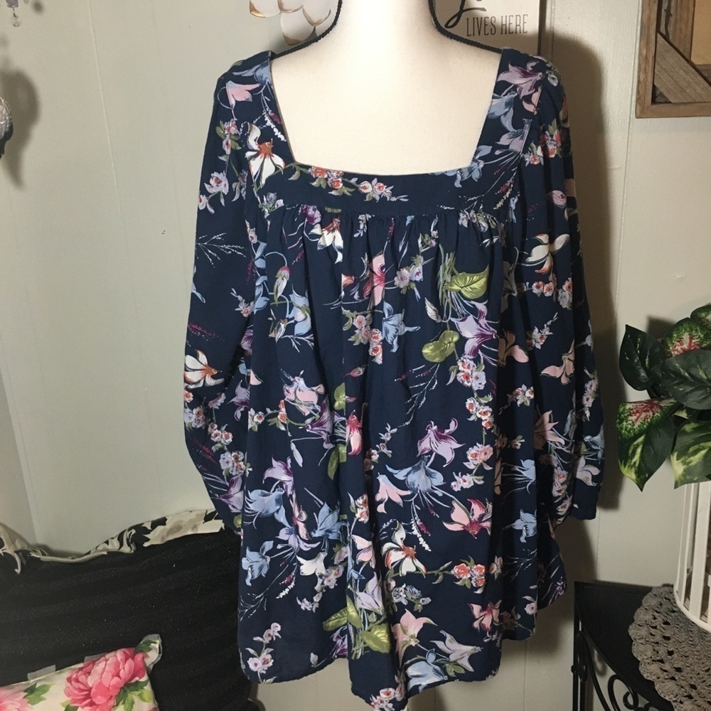 Terra & Sky floral long sleeve square neck blouse